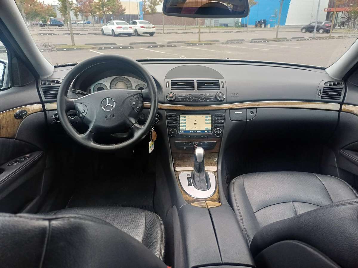 Mercedes-Benz E280, 3.2 l., Универсал