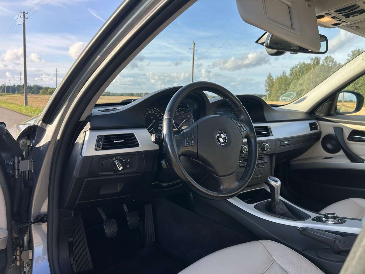 BMW 318, 2.0 l., Универсал