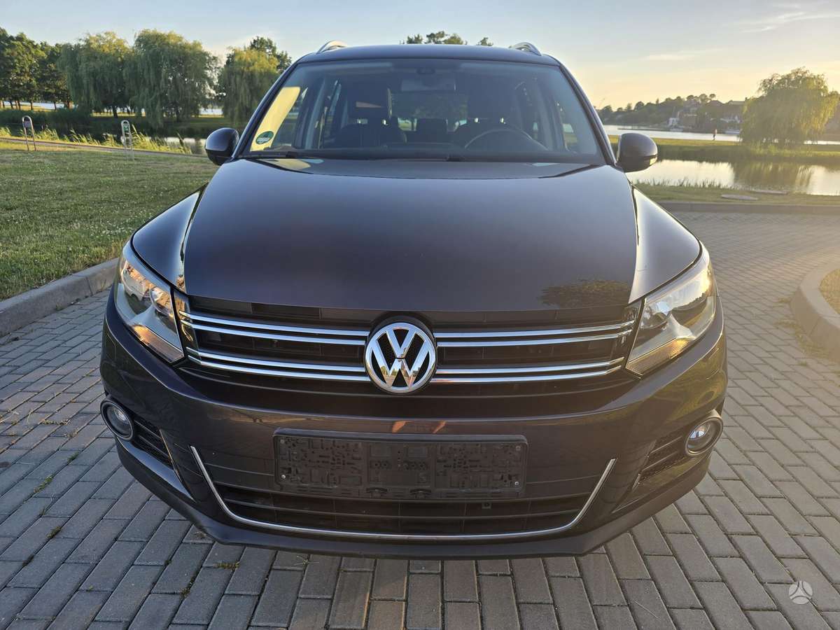 Volkswagen Tiguan - 10
