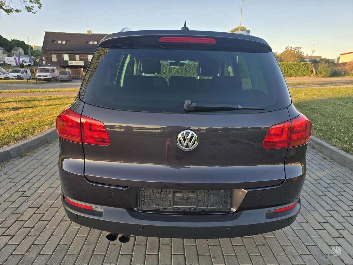Volkswagen Tiguan - 9