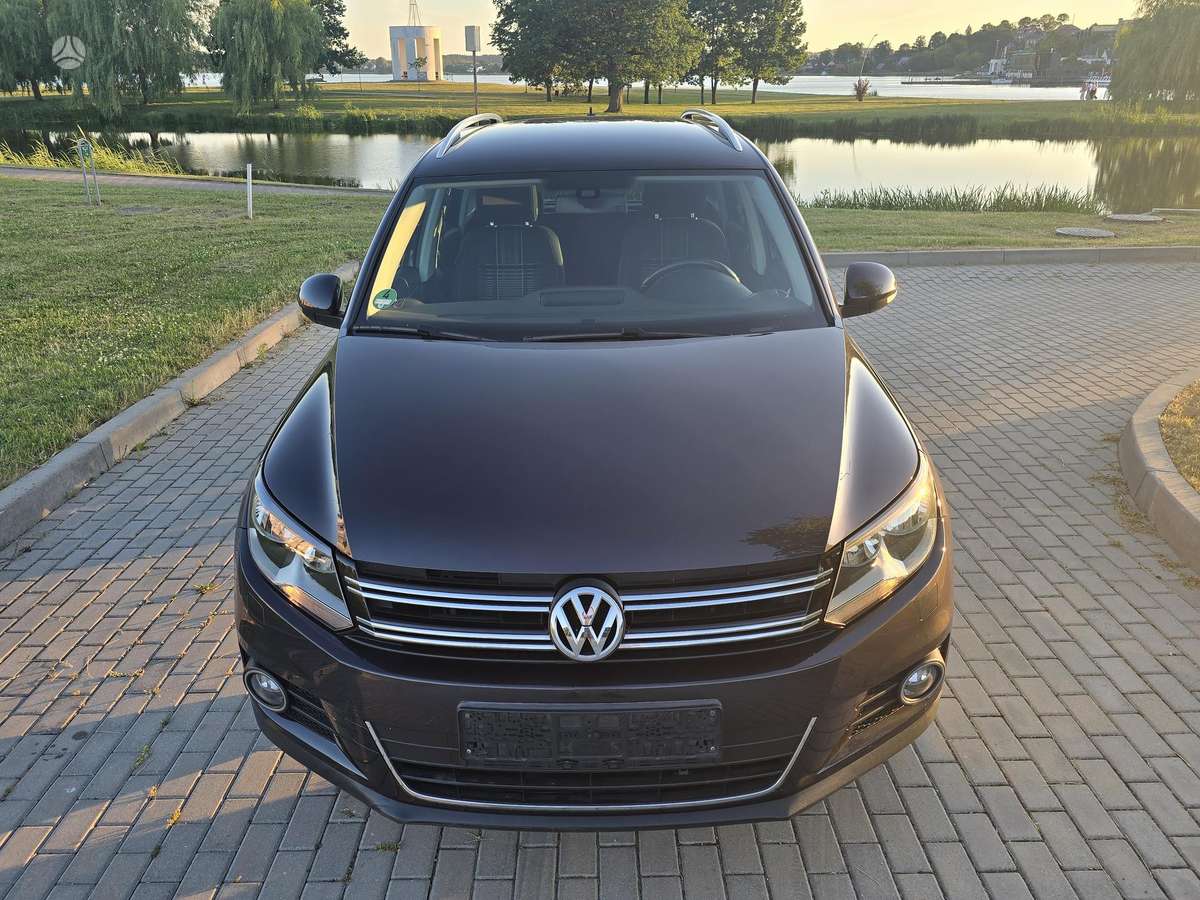 Volkswagen Tiguan - 12