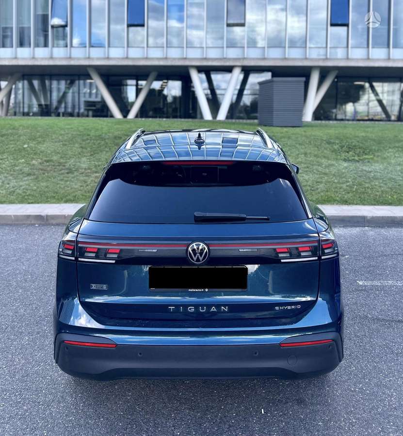 Volkswagen Tiguan - 6