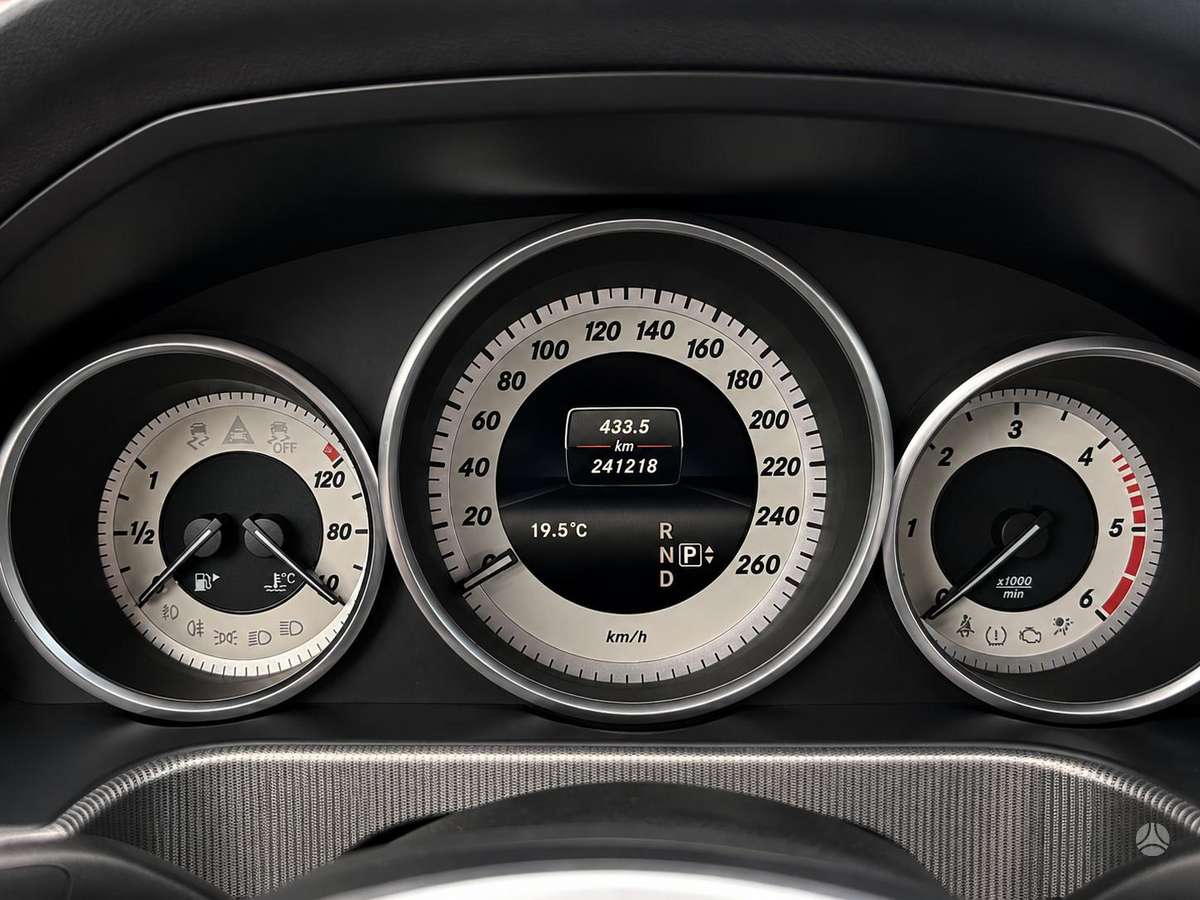 Mercedes-Benz E350, 3.0 l., Универсал