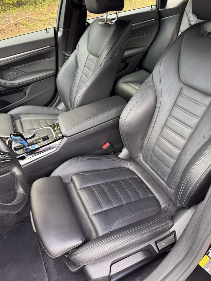 BMW i4, 84 kWh, hatchback