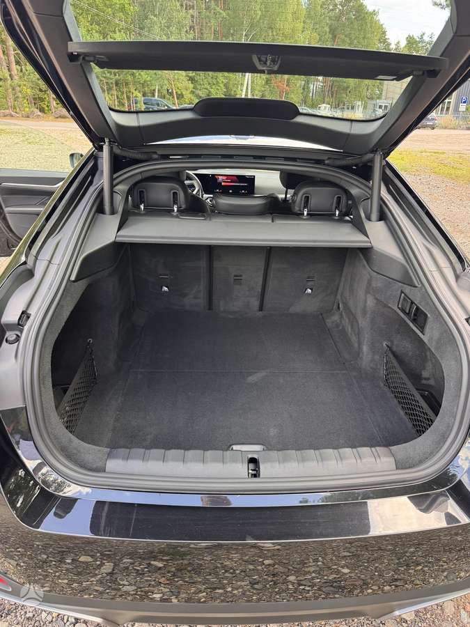BMW i4, 84 кВт·ч, Хэтчбек