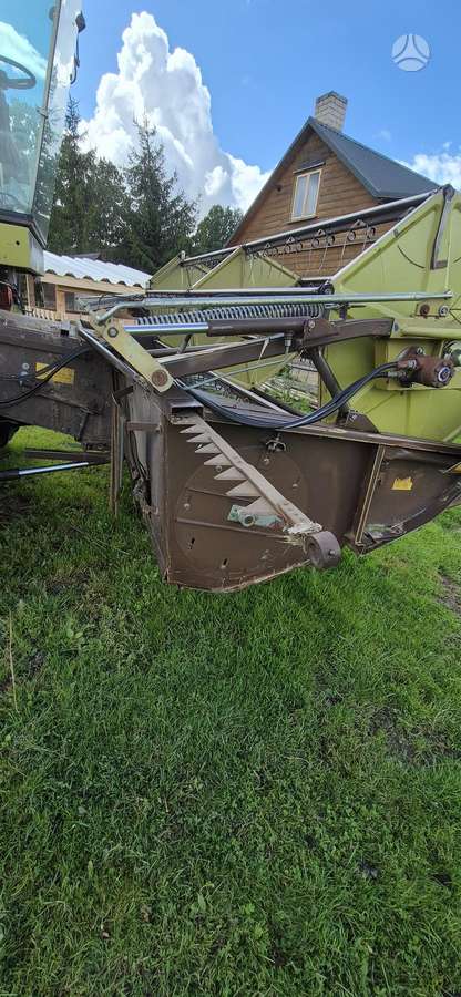 Dronningborg 4500, combine harvesters