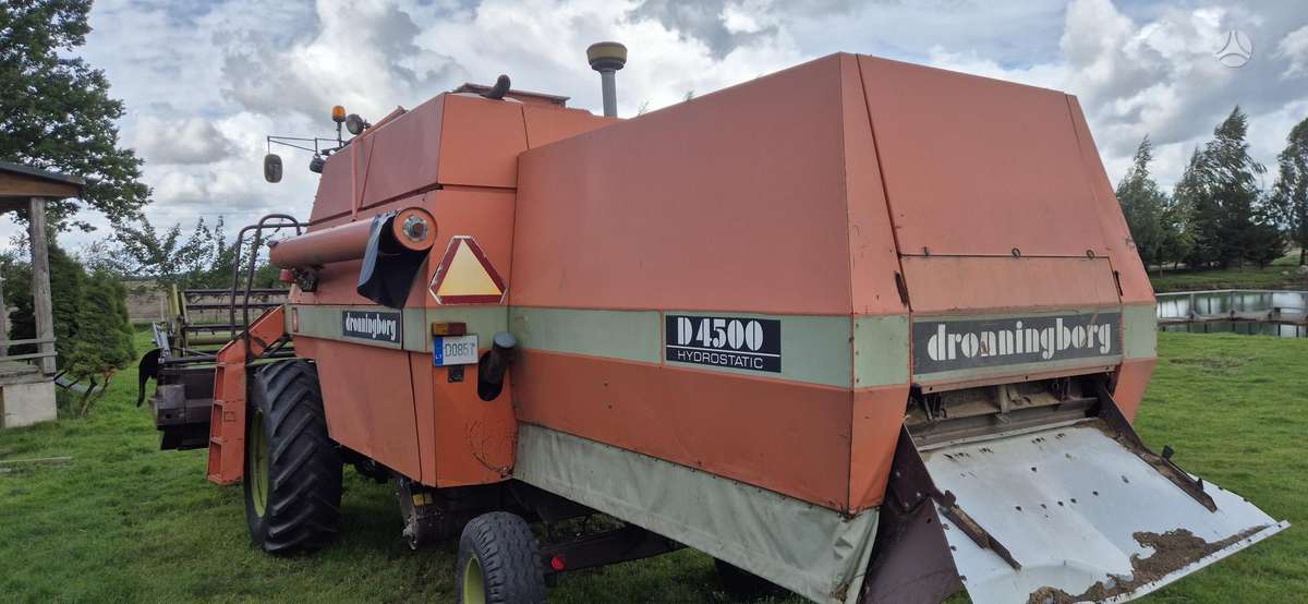 Dronningborg 4500, комбайны