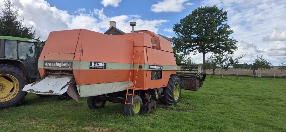 Dronningborg 4500, комбайны