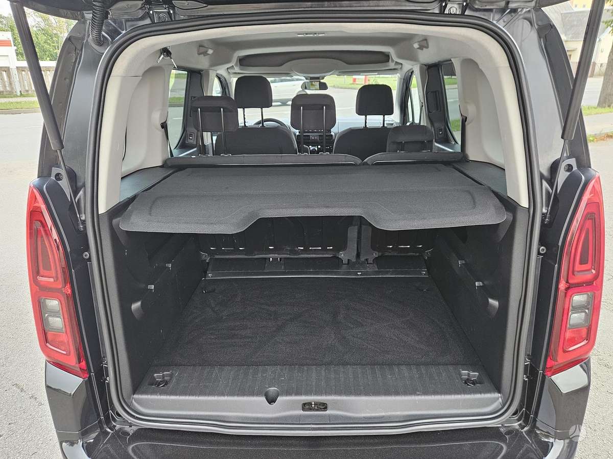 Opel Combo, 1.2 l., Минивэн