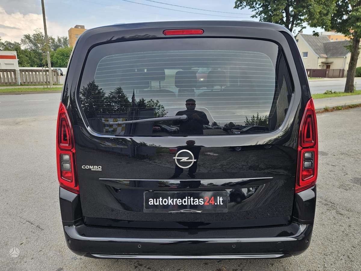 Opel Combo, 1.2 l., mpv / minivan