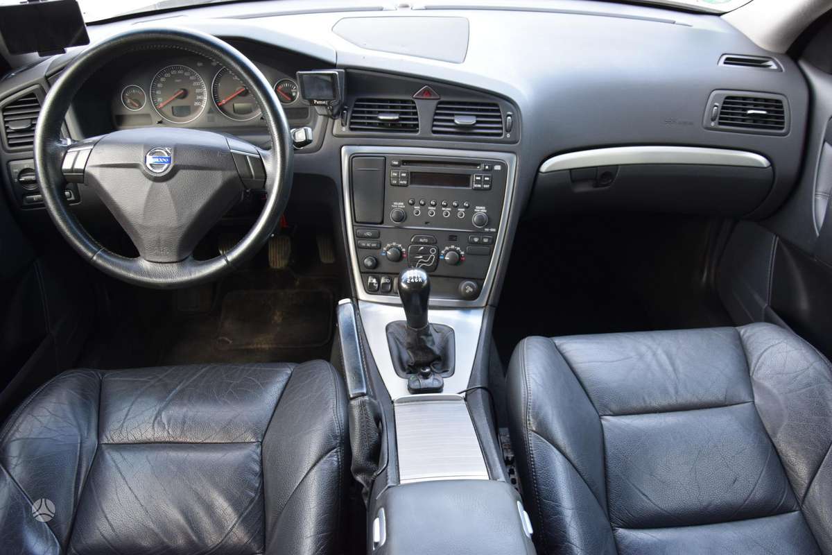 Volvo S60, 2.4 l., Седан