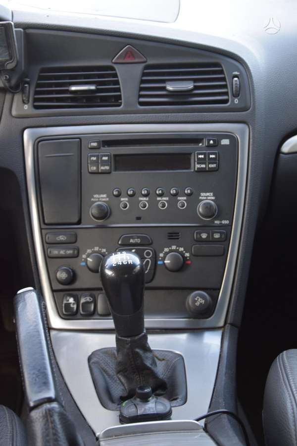Volvo S60, 2.4 l., Седан
