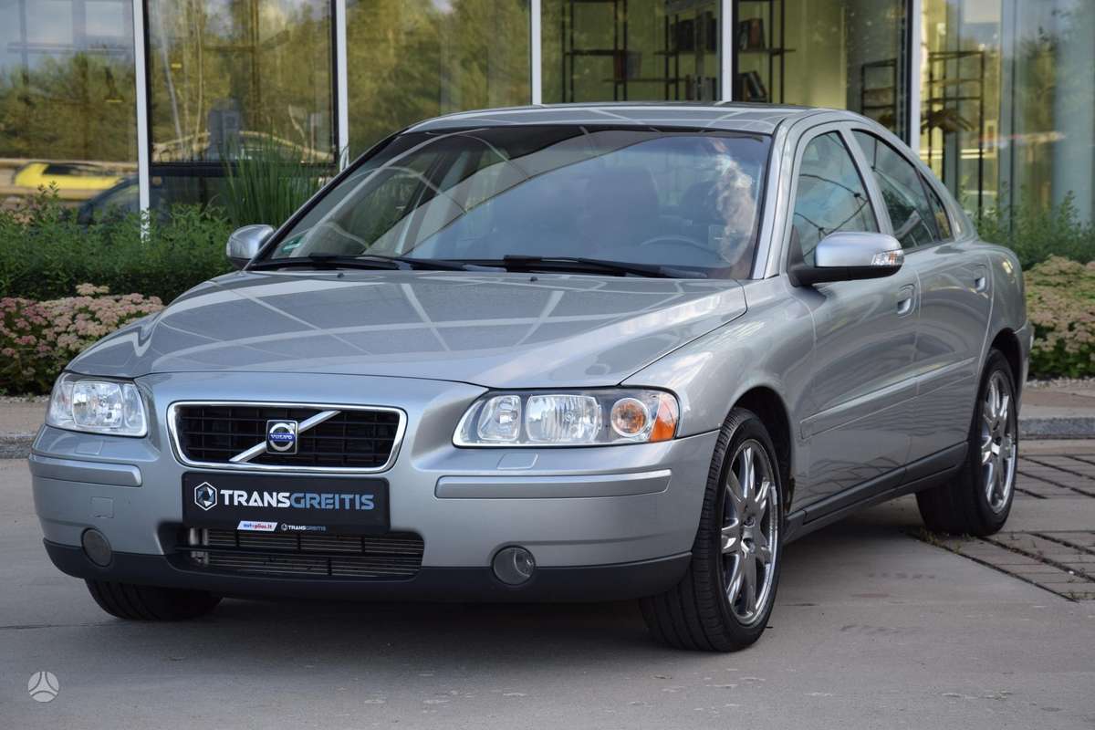 Volvo S60, 2.4 l., Седан
