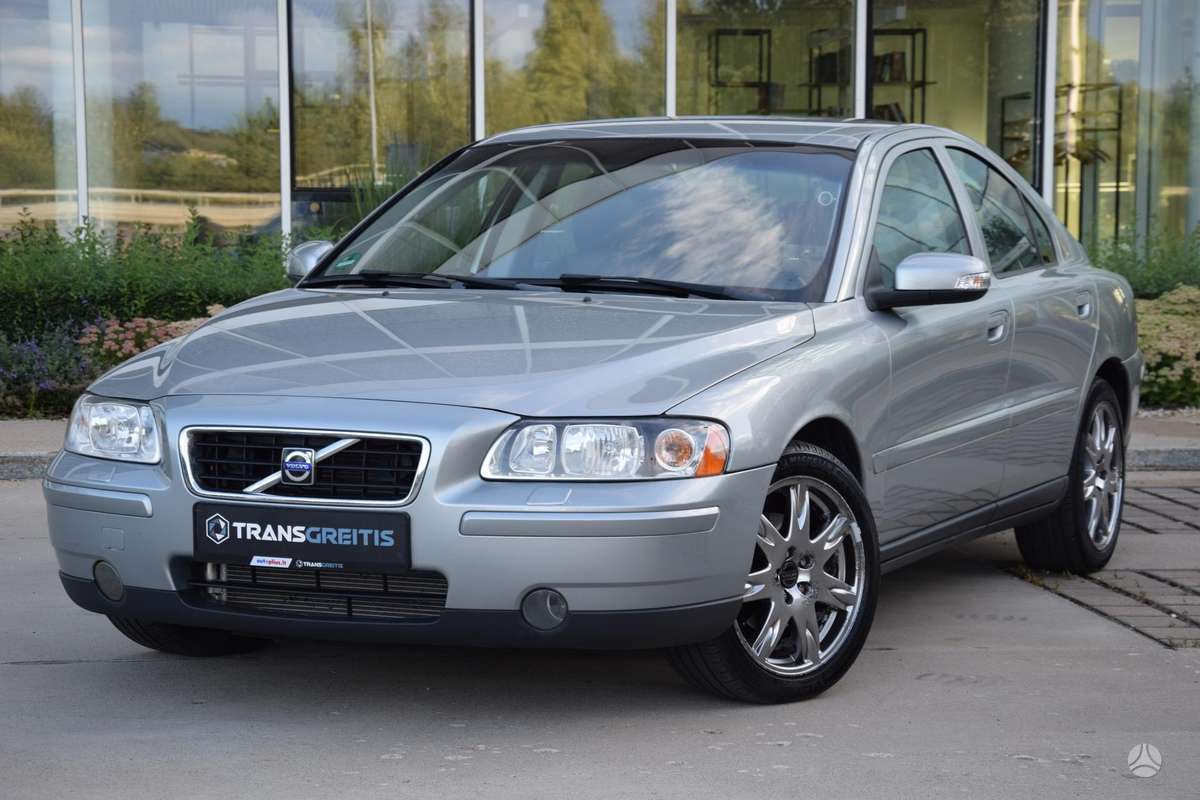Volvo S60, 2.4 l., Седан