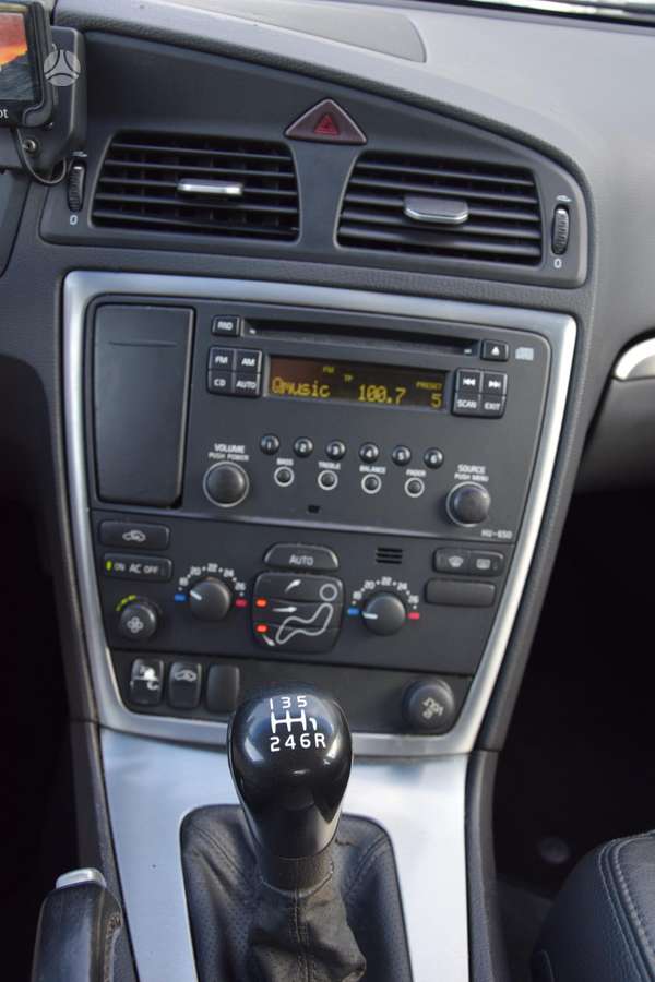 Volvo S60, 2.4 l., Седан