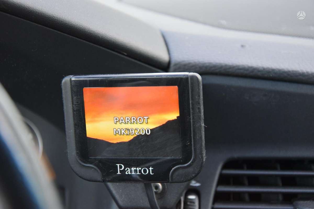Volvo S60, 2.4 l., Седан