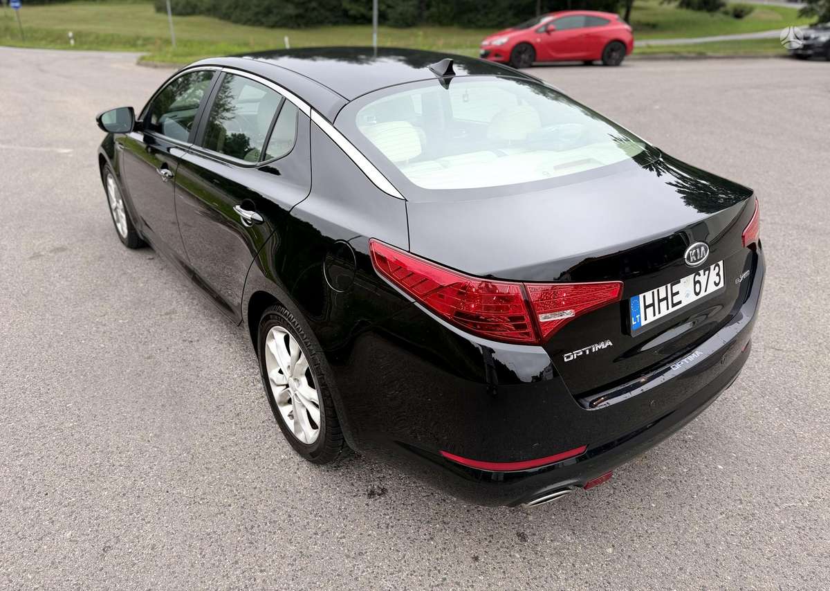 Kia Optima, 2.4 l., Седан