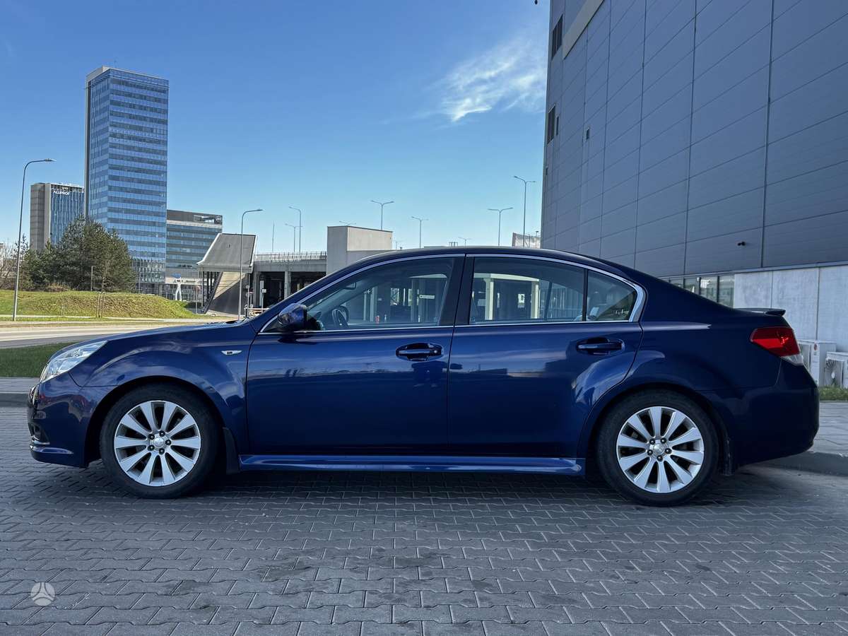 Subaru Legacy - 4