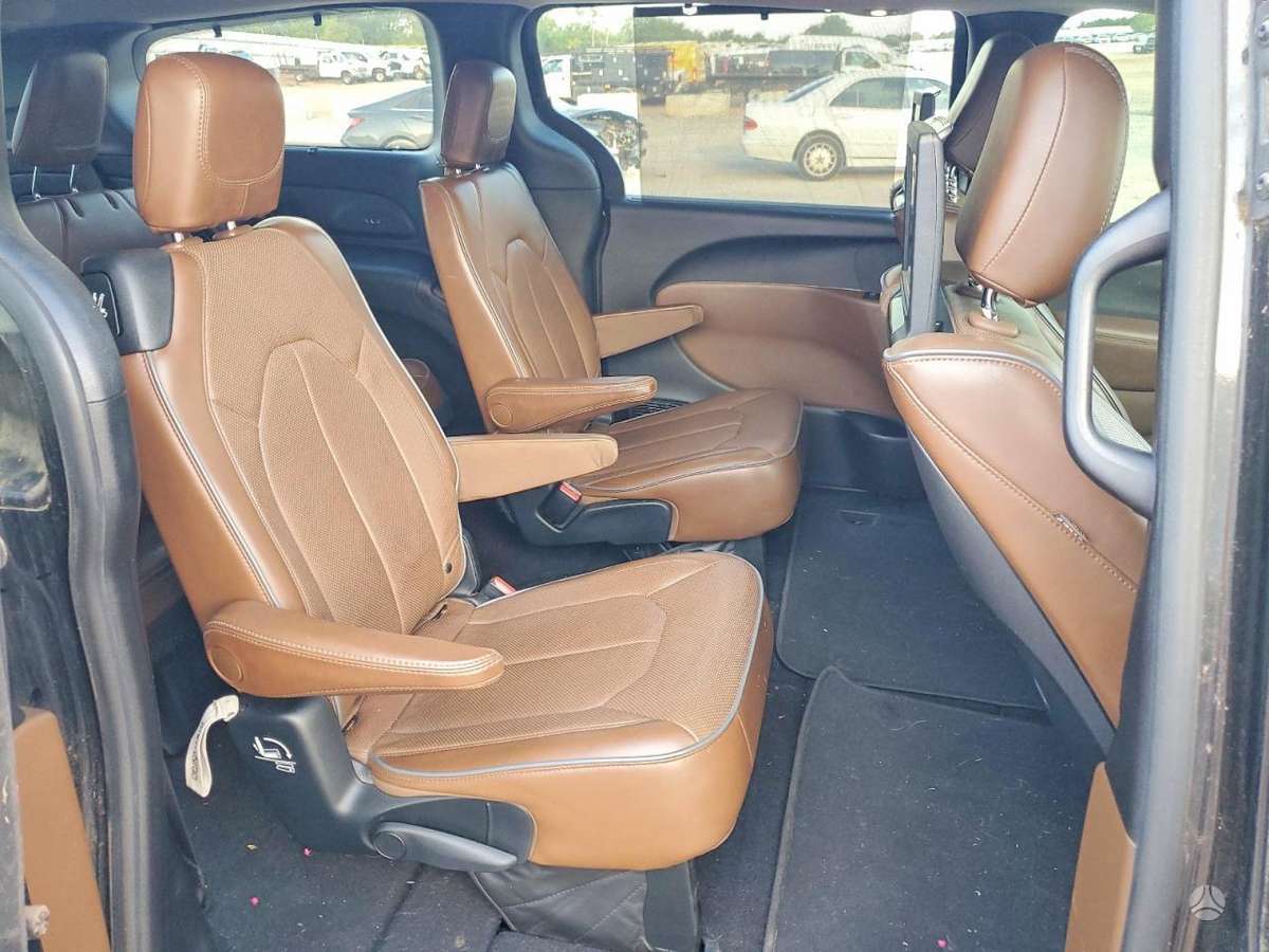 Chrysler Pacifica, 3.6 l., Минивэн