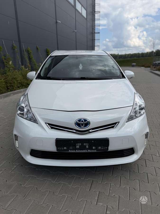 Toyota Prius+ - 4