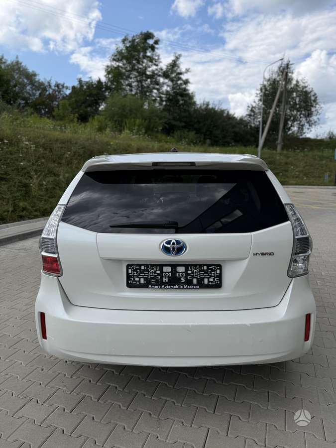 Toyota Prius+ - 5