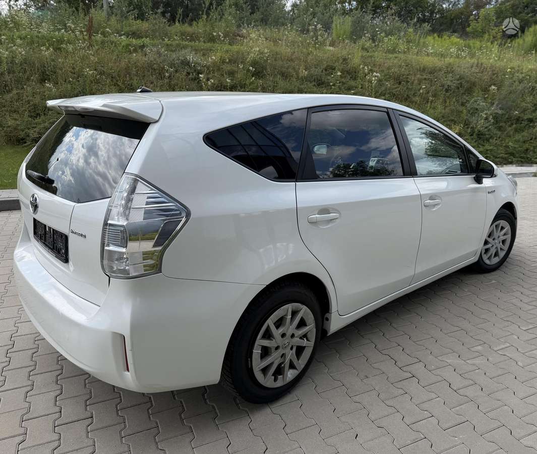 Toyota Prius+ - 7
