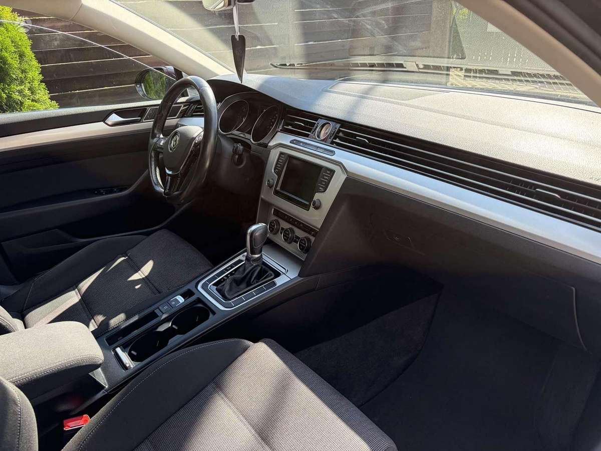 Volkswagen Passat, 2.0 l., Универсал