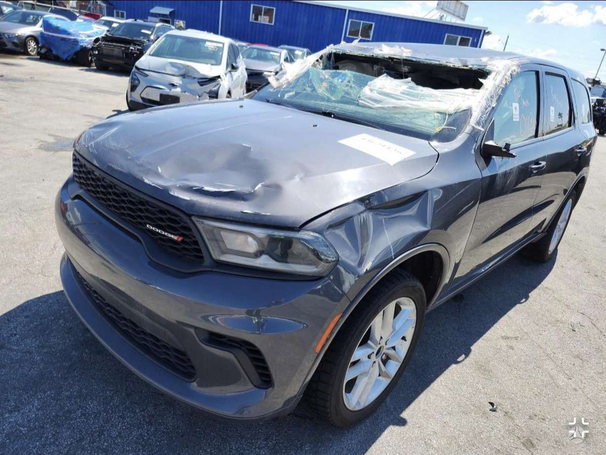 Dodge Durango Nauja pas spalva