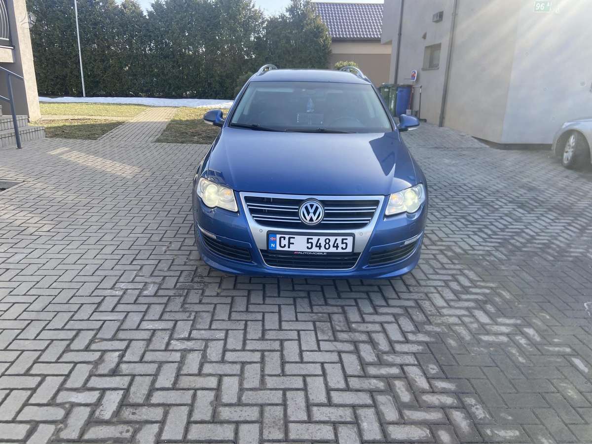 Volkswagen Passat - 8