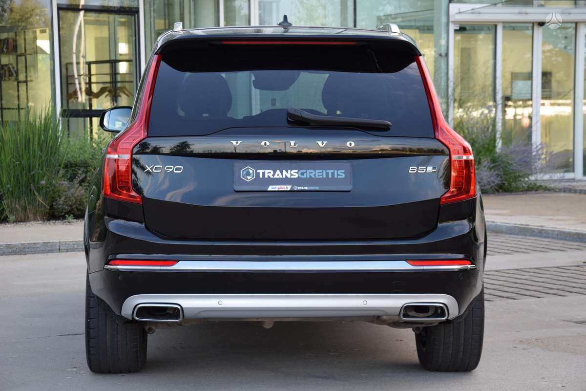 Volvo XC90 - 10
