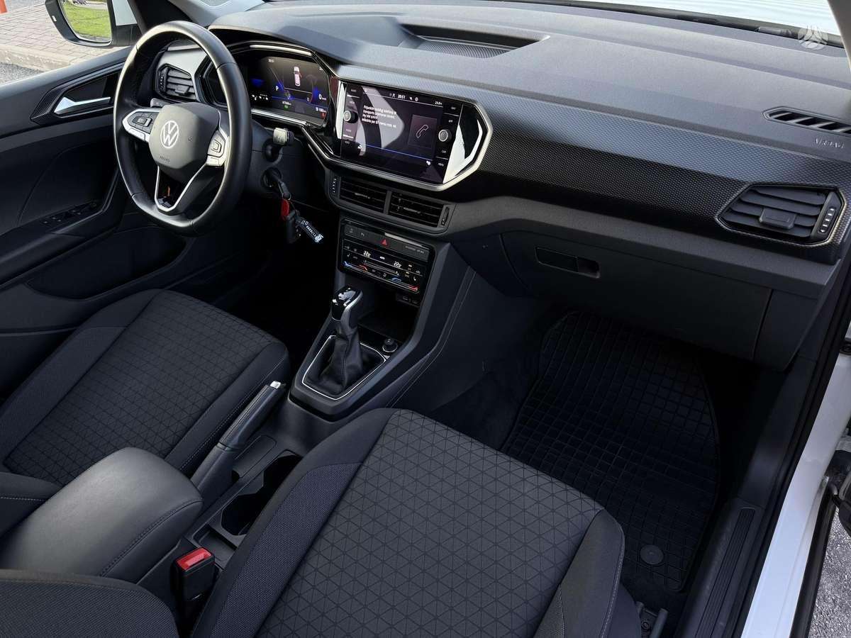 Volkswagen T-Cross - 8