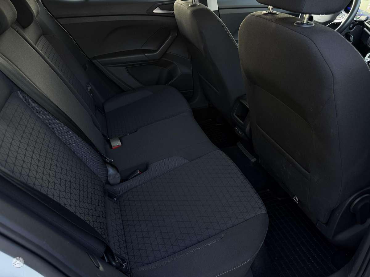 Volkswagen T-Cross - 10