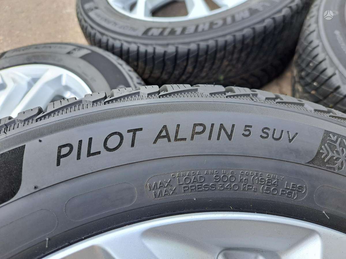 Volvo XC40, light alloy, R18