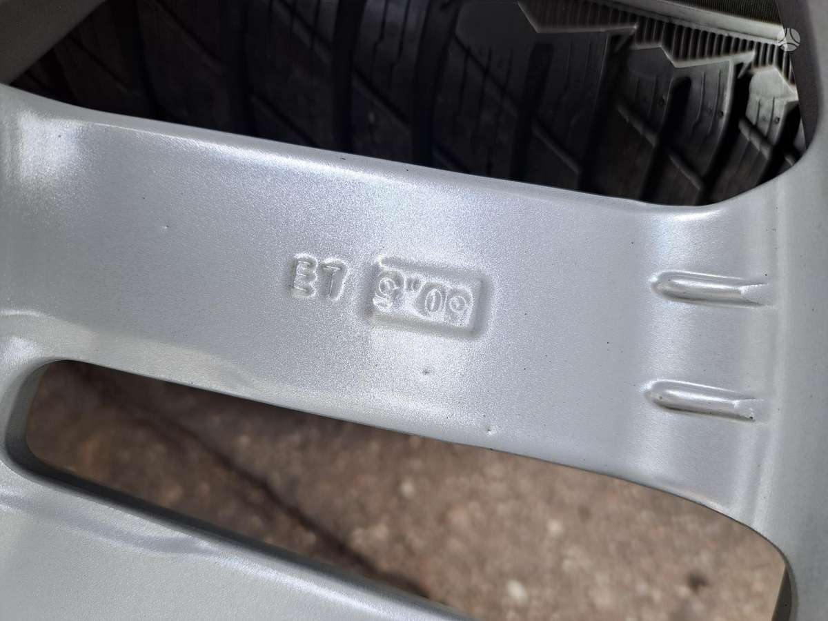 Volvo XC40, light alloy, R18