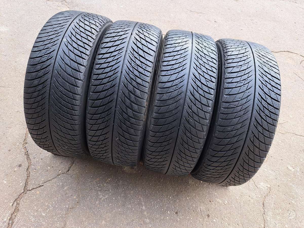 Volvo XC40, light alloy, R18