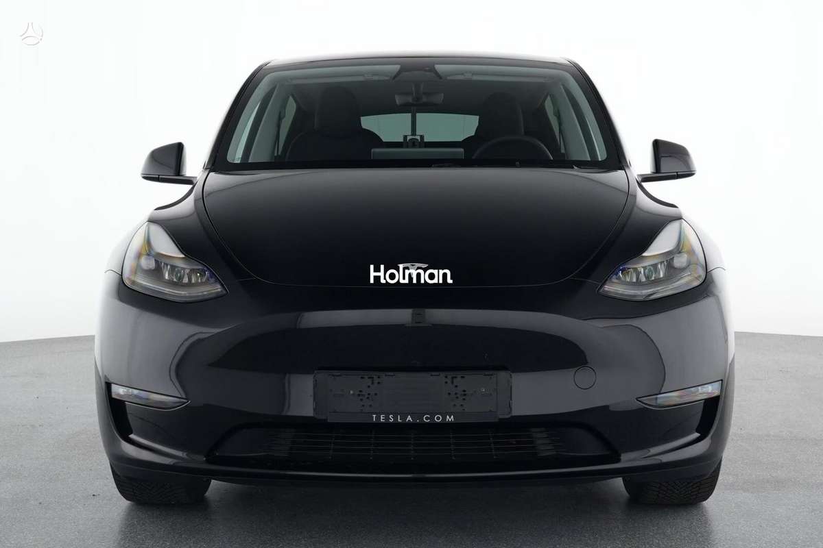 Tesla Model Y - 2