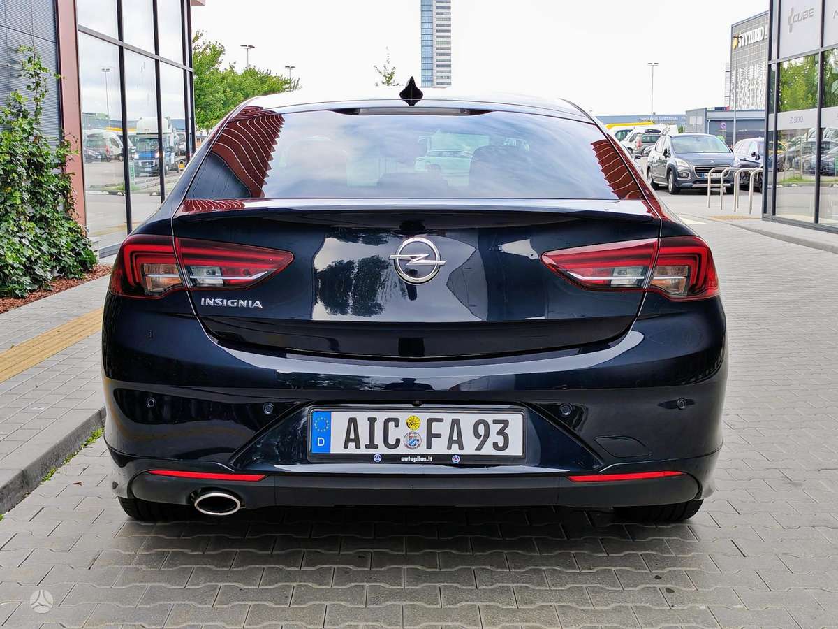 Opel Insignia, 2.0 l., Хэтчбек