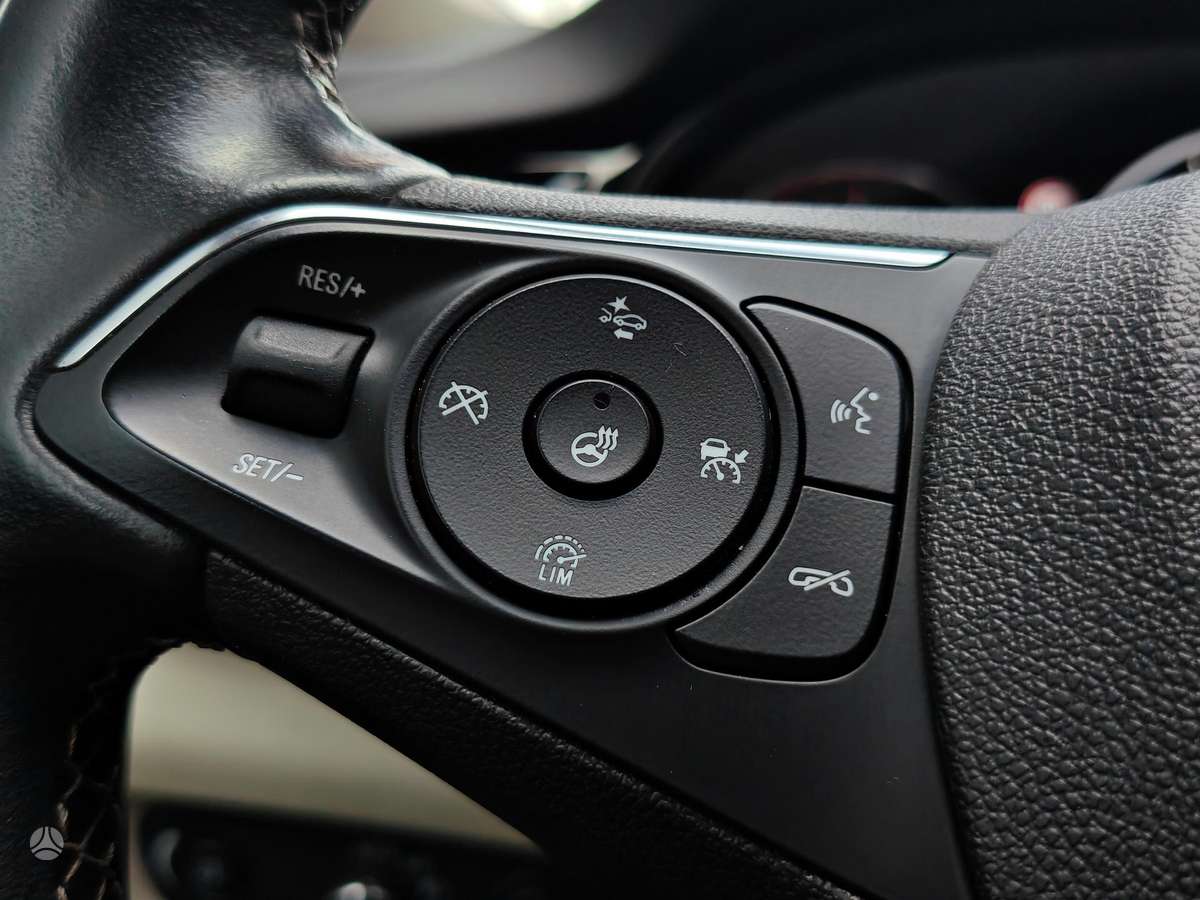Opel Insignia, 2.0 l., Хэтчбек