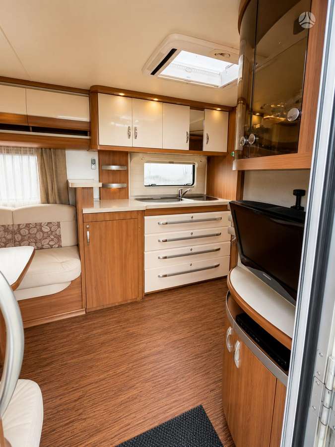 Hobby VIP 560 Excellent, кемперы