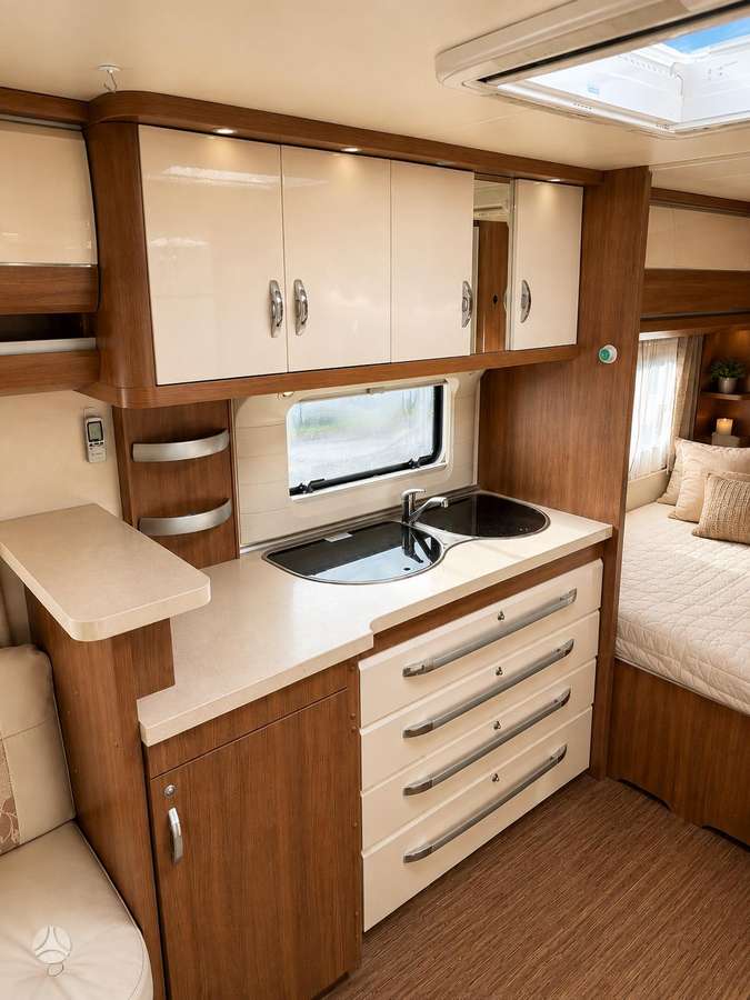 Hobby VIP 560 Excellent, кемперы