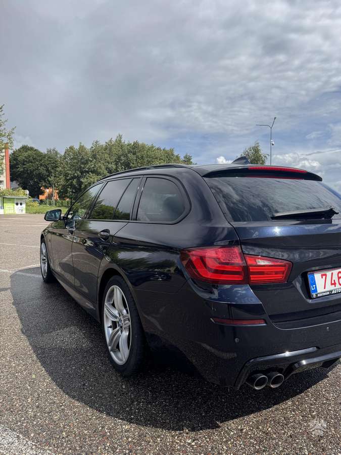 BMW 530, 3.0 l., wagon