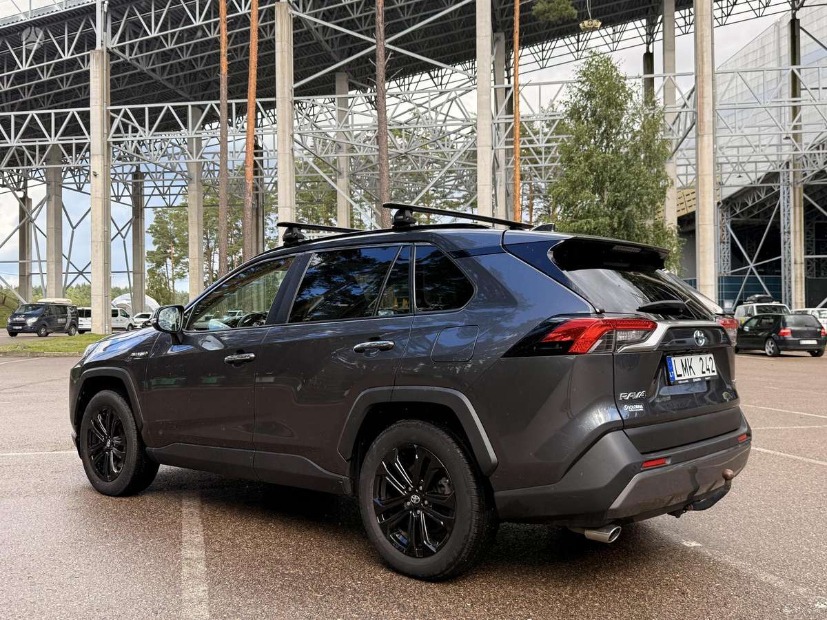 Toyota RAV4 - 3