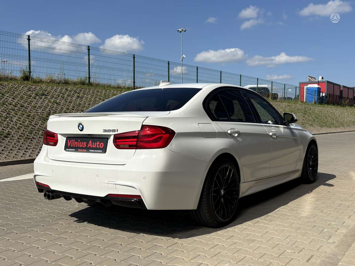 BMW 328, 2.0 l., Седан