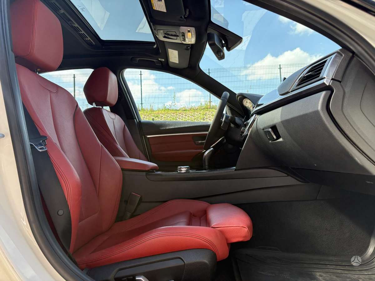 BMW 328, 2.0 l., Седан