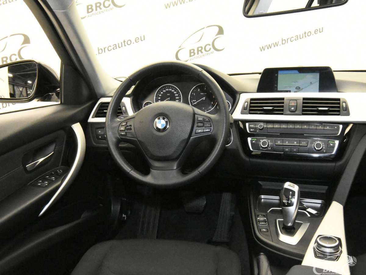BMW 320, 2.0 l., wagon