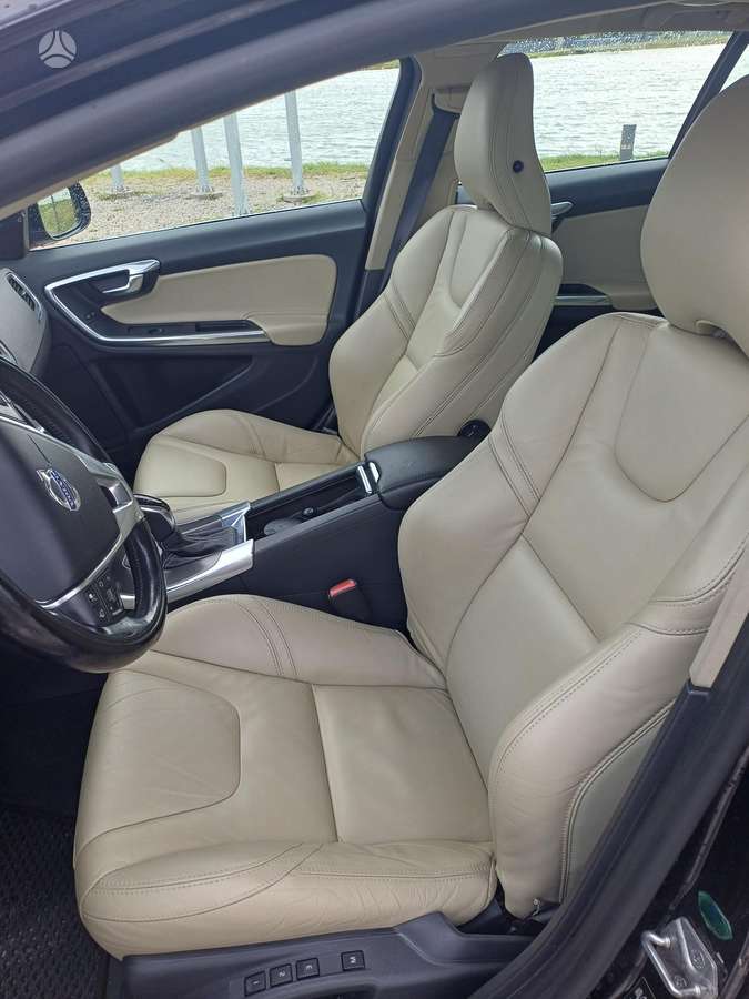 Volvo V60, 2.4 l., Универсал