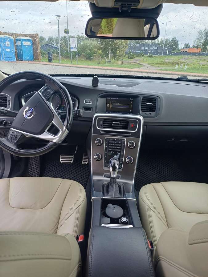 Volvo V60, 2.4 l., Универсал