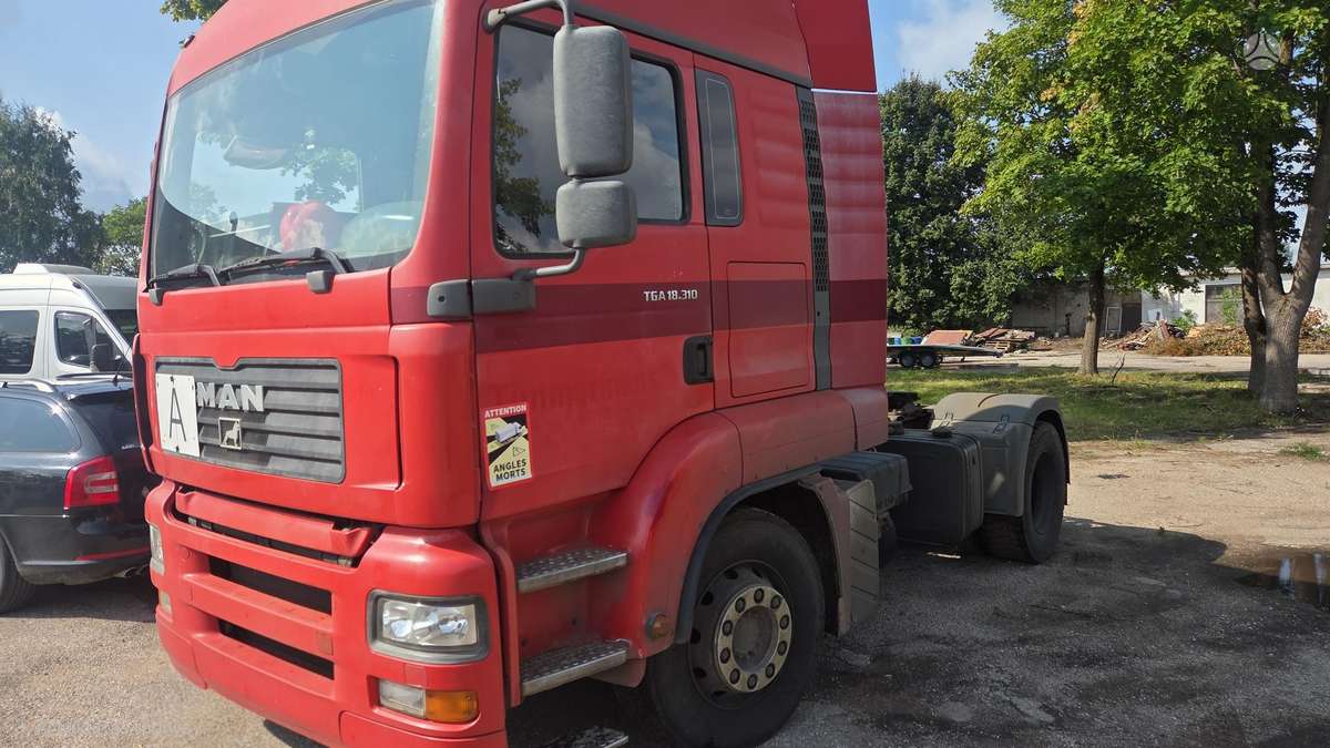 MAN TGA, single sleeper