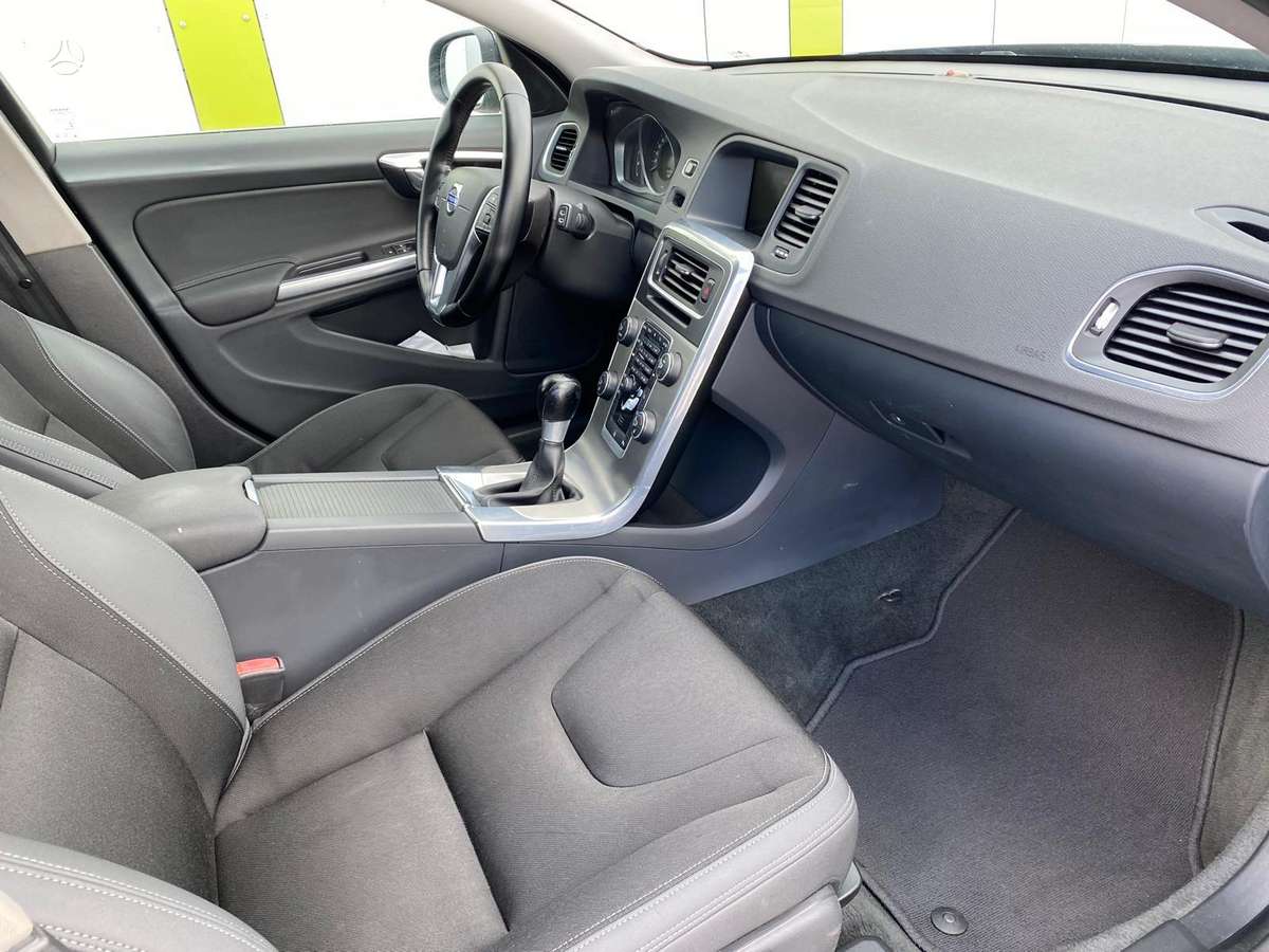 Volvo V60, 2.0 l., Универсал
