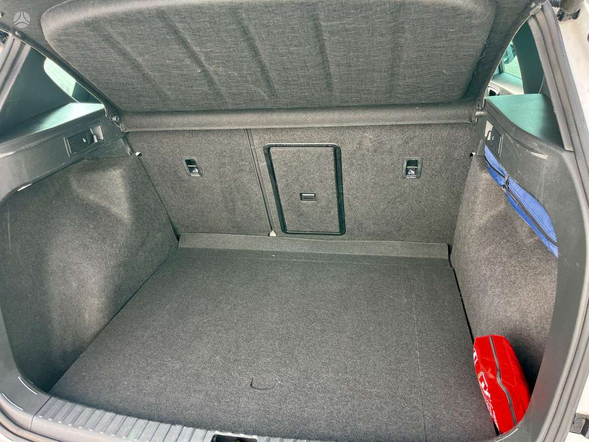 Seat Ateca, 2.0 l., Внедорожник / Кроссовер